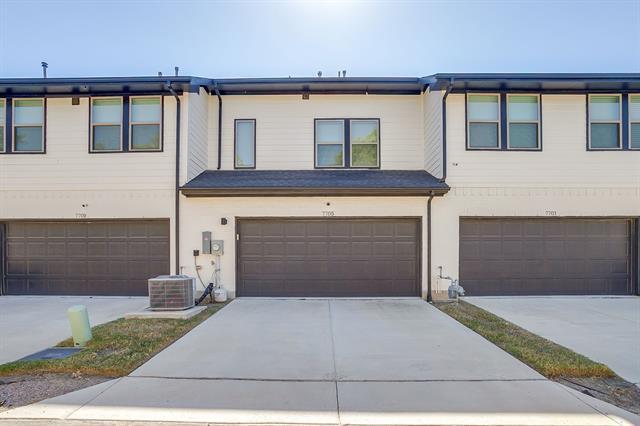 Building Photo - 7705 Reis Ln