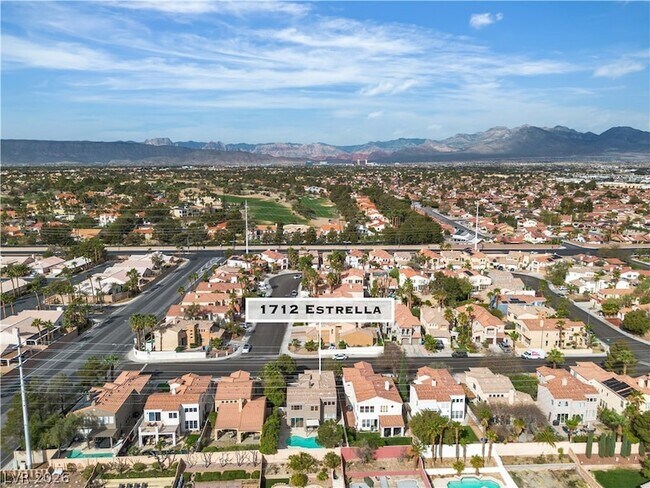 Building Photo - 1712 Estrella St