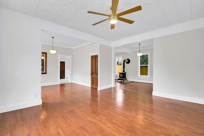 Building Photo - 16 Colorado Blvd