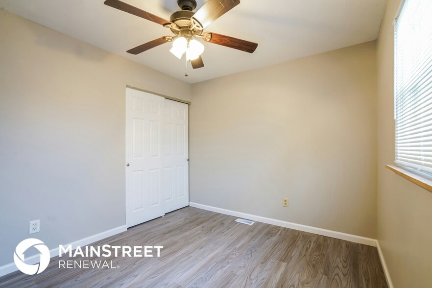 Building Photo - 2825 Dividend Park Dr