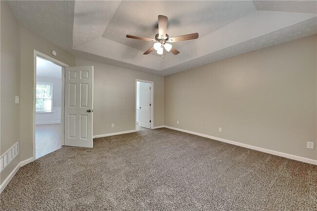 Building Photo - 353 Wildwood Ct