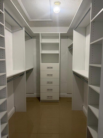 Building Photo - 5775 Fernley Dr W