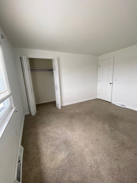 Building Photo - 3282 Ridge Road Ext