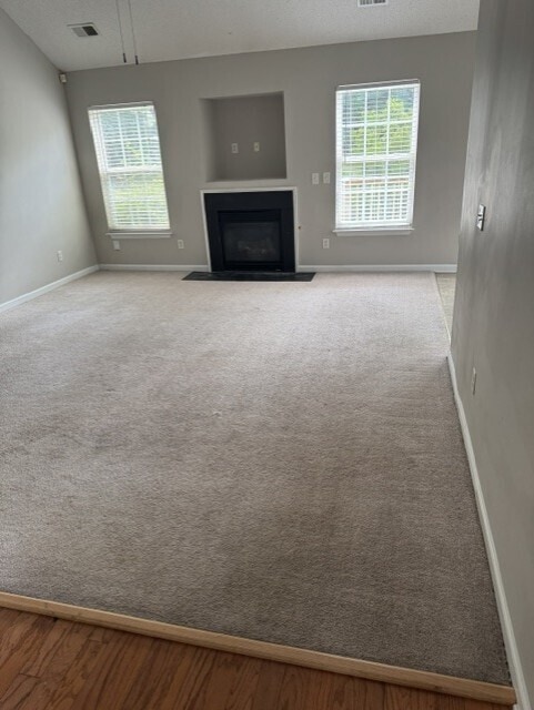 Building Photo - Beautiful 4 bedroom home with amazing open floor plan