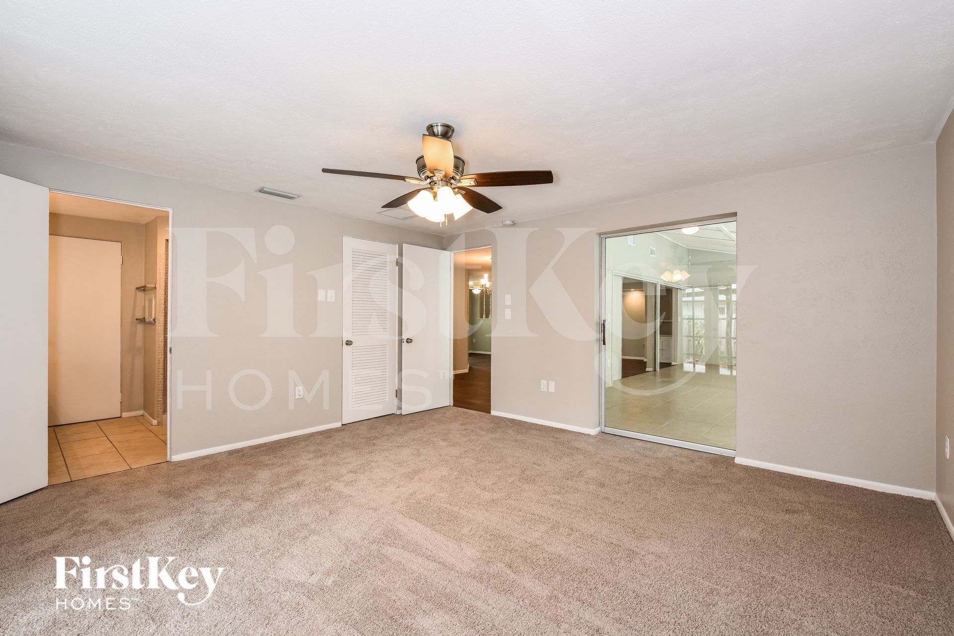 Building Photo - 1419 Argyle Dr