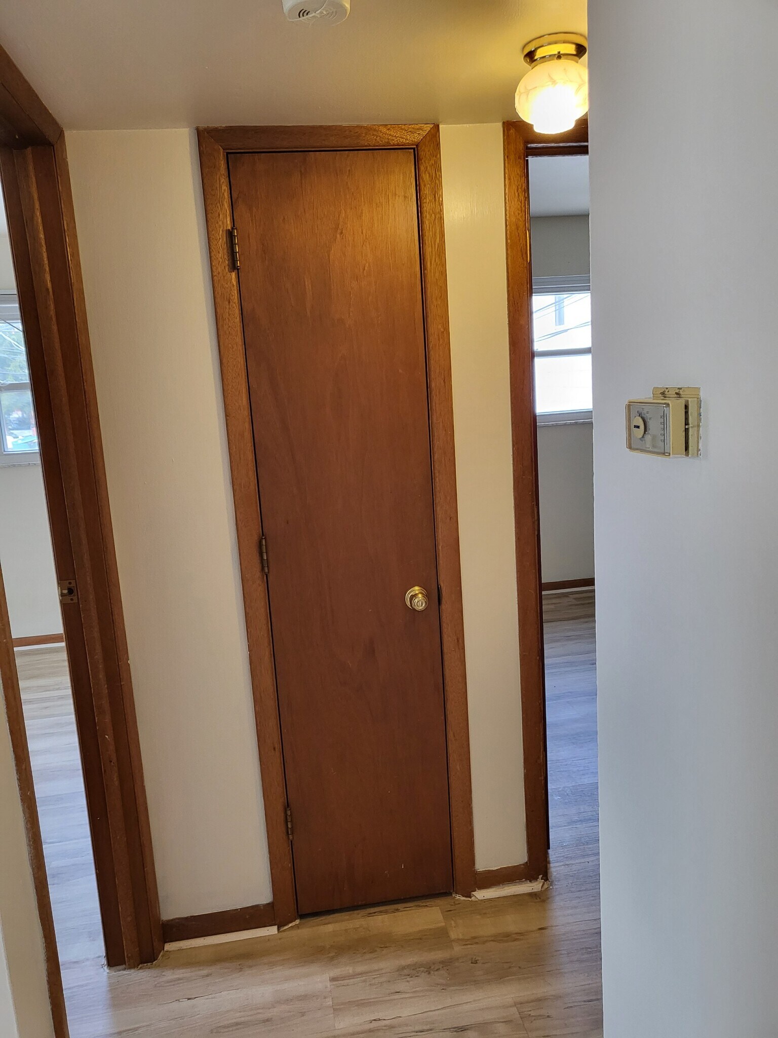 Hallway - 1271 Hunter Ave