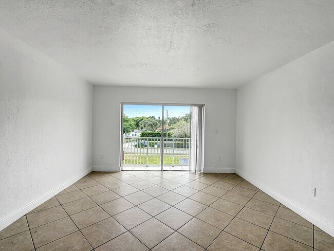 Building Photo - 8475 SW 94th St
