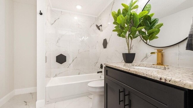 Building Photo - 1414 E Harding St