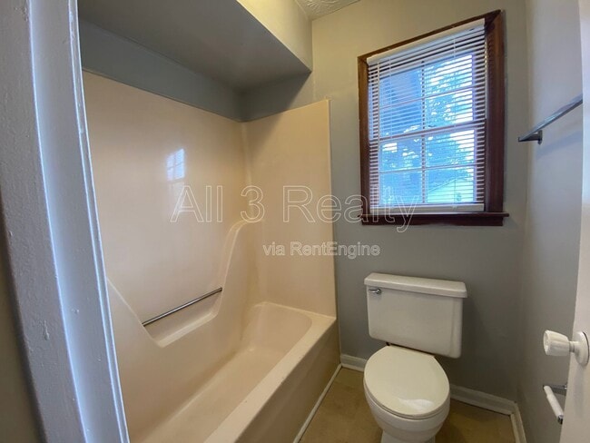 Building Photo - 116 Fairhaven Ct