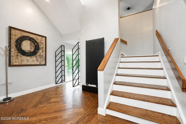 Building Photo - 401 Overlook Dr