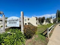 Building Photo - 12716 Lakeshore Dr