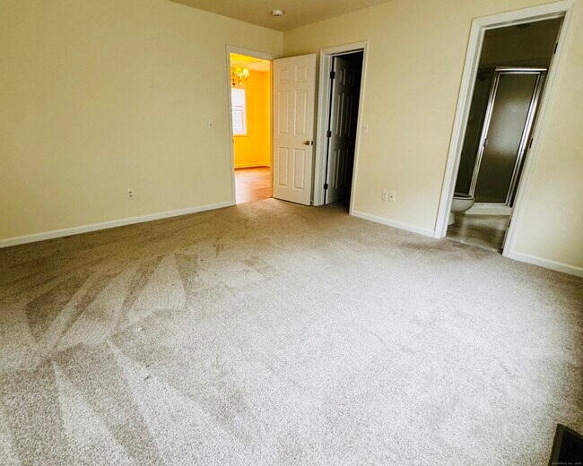 Building Photo - 1118 Foxboro Dr