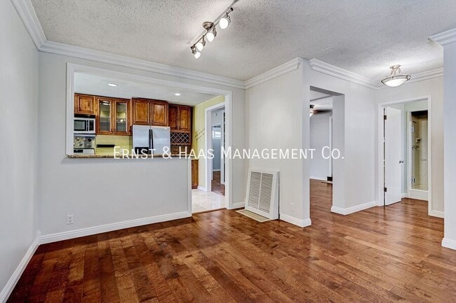 Building Photo - 6533 E Monlaco Rd