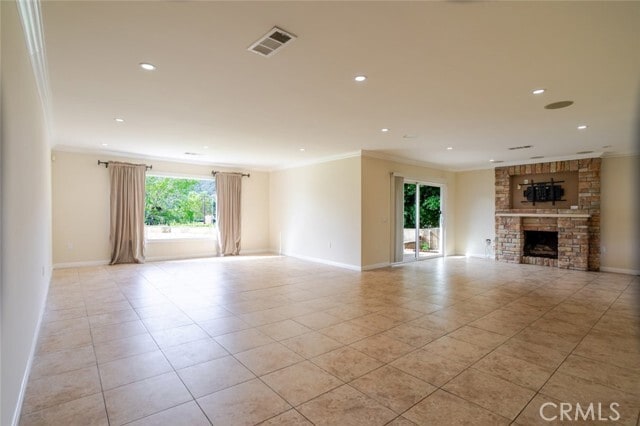 Building Photo - 6300 La Reina Dr