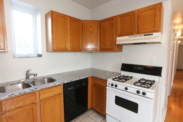 Building Photo - 1401 N Bosworth Ave