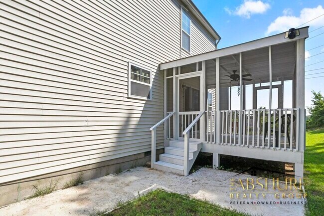 Building Photo - 3704 Hinton Grove Pl