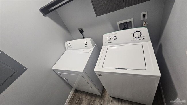 Building Photo - 6 Quitaca Dr