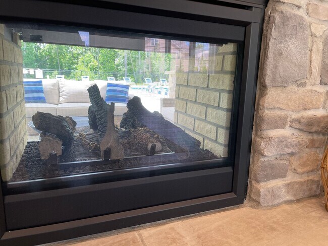 Building Photo - Heron | 3 Bed 2.5 Bath | Garage | 1800 sf | from $2759 All-Inclusive Rent Pricing | 6, 7, 8, 9, 1...