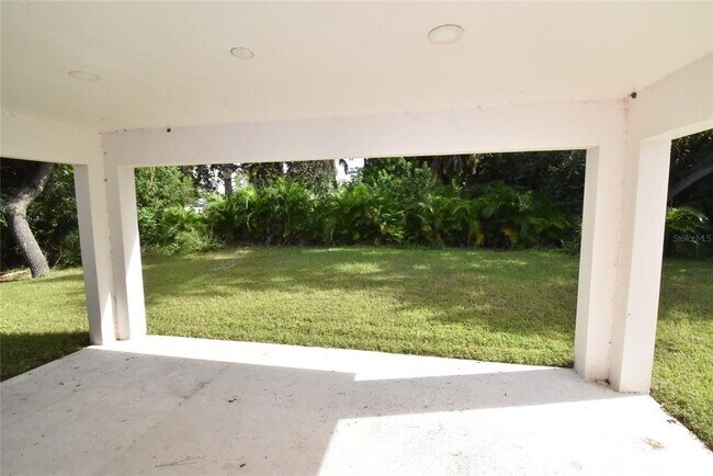 Building Photo - 212 Antis Dr