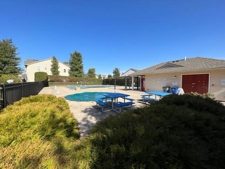 community pool - 3 Rebecca Rd