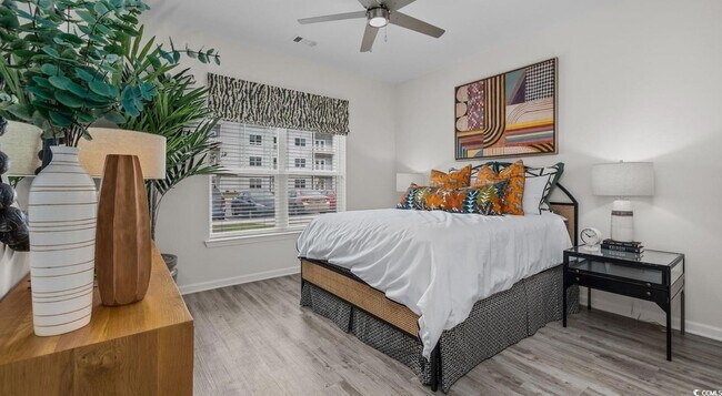 Building Photo - 5895 Arbor Isle Wy