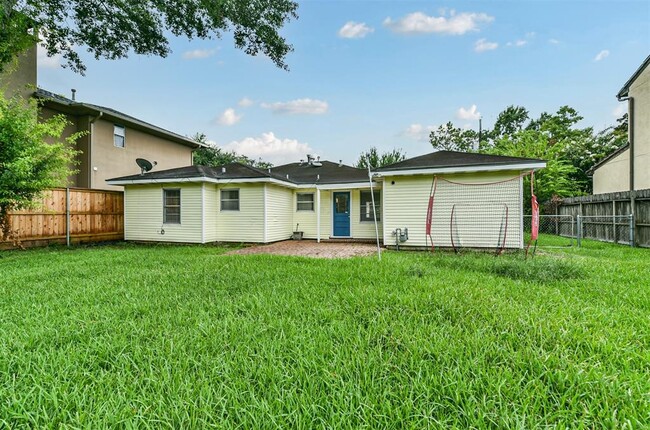 Building Photo - 4924 Palmetto St