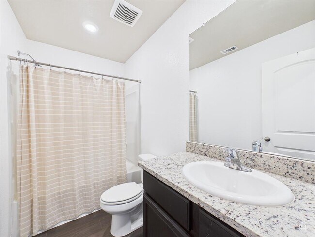 Building Photo - 1687 Twin Estates Dr