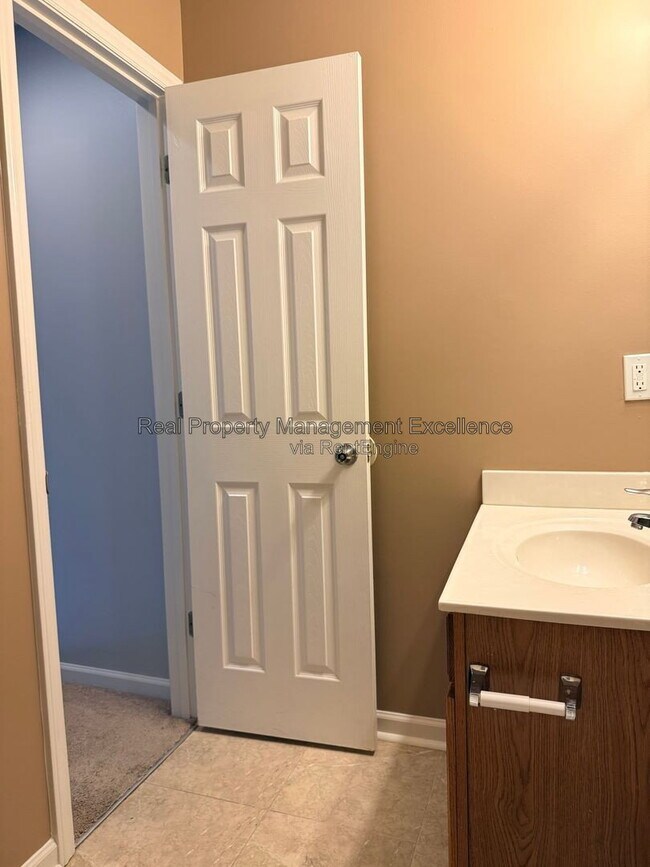 Building Photo - 3446 Ferdilah Ln