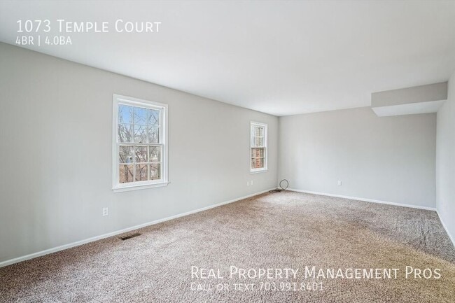 Building Photo - 1073 Temple Ct