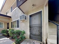 Building Photo - 2526 G St
