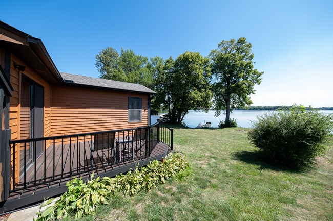 Building Photo - 24075 W Cedar Lake Dr