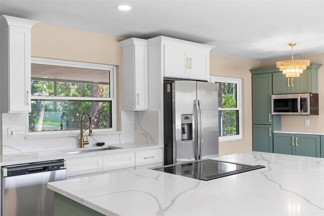 Building Photo - 5901 Denver St NE