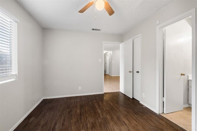 Building Photo - 12901 Chromite St
