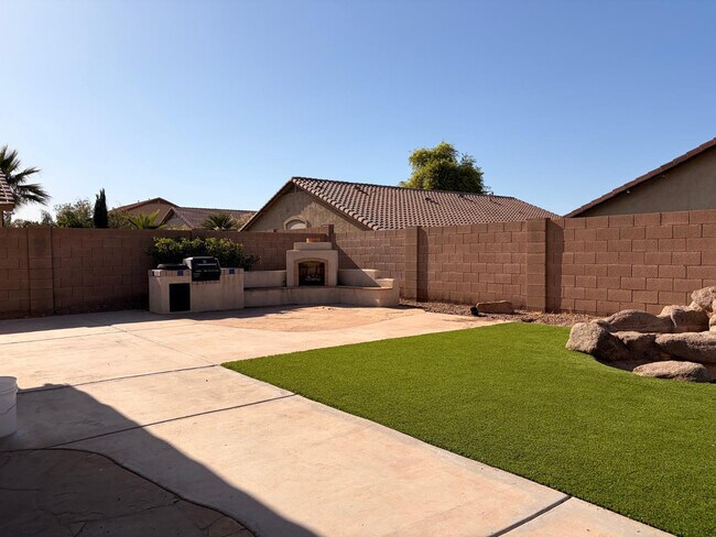 Building Photo - 3872 E Simpson Rd
