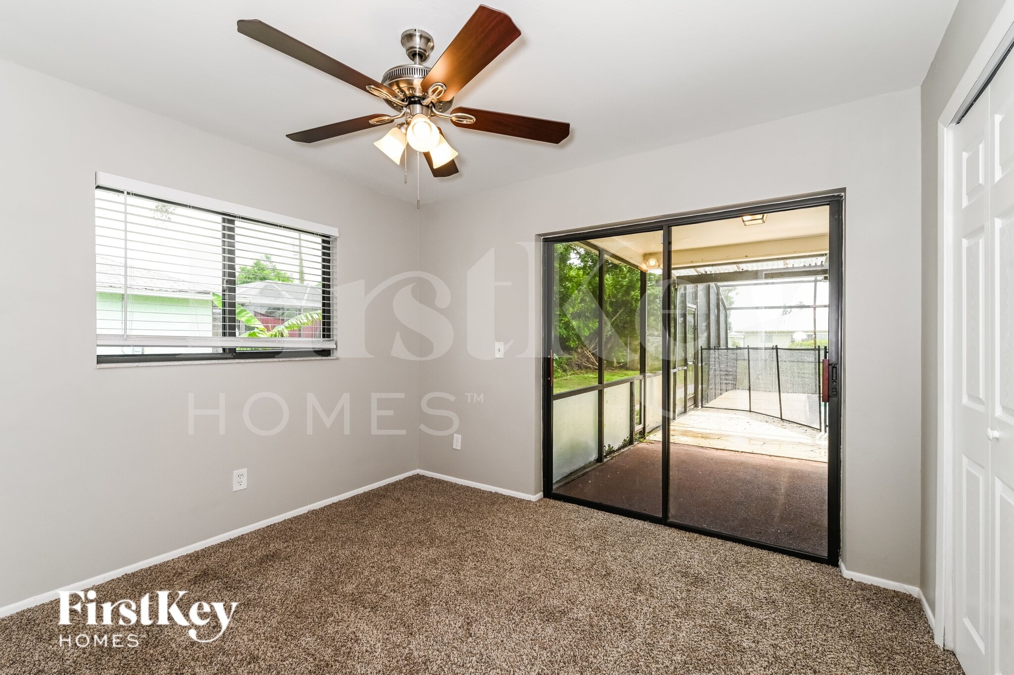 Building Photo - 2128 SE 3rd Terrace