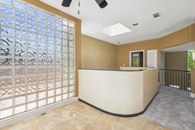 Building Photo - 4040 Avondale Ave