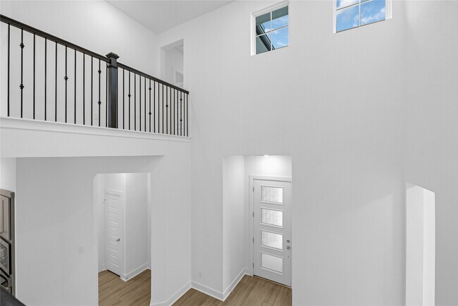 Building Photo - 29651 Blooming Grv