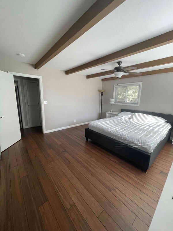 Building Photo - 286 La Casita Dr