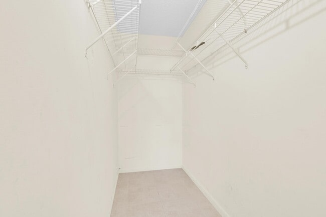 Building Photo - 2043 Cornwall C