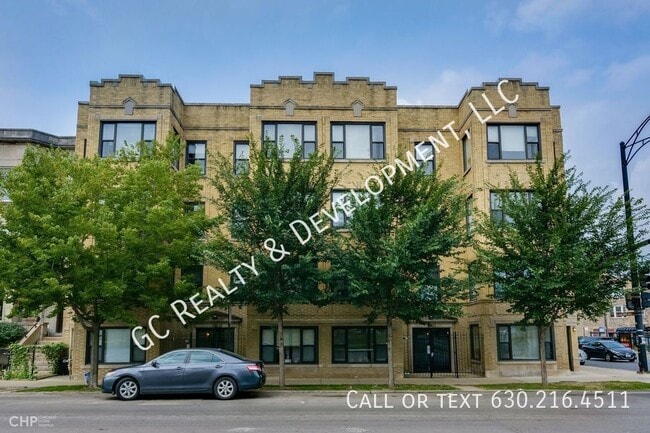 Primary Photo - 3205 W Division St