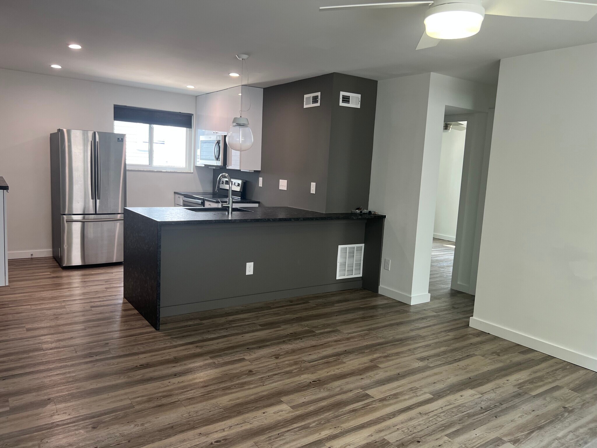 Building Photo - 4711 Osgood St