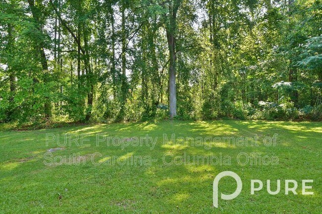 Building Photo - 2915 Chatsworth Rd