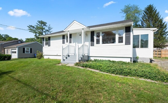 Building Photo - 21 Crestwood Ave