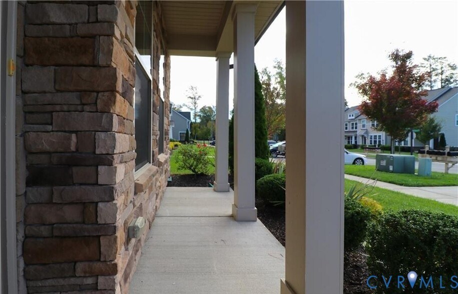 Building Photo - 2424 Marions Ln