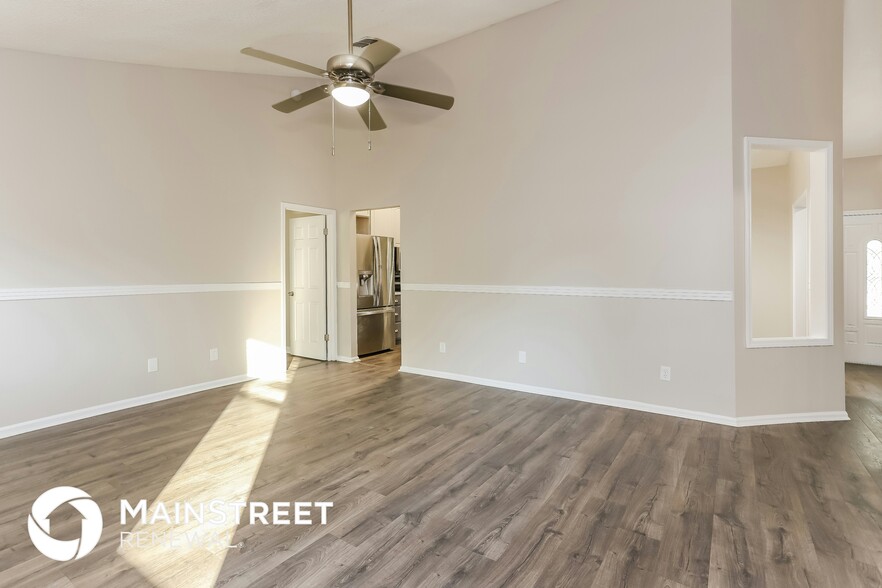 Building Photo - 2016 Avila Way