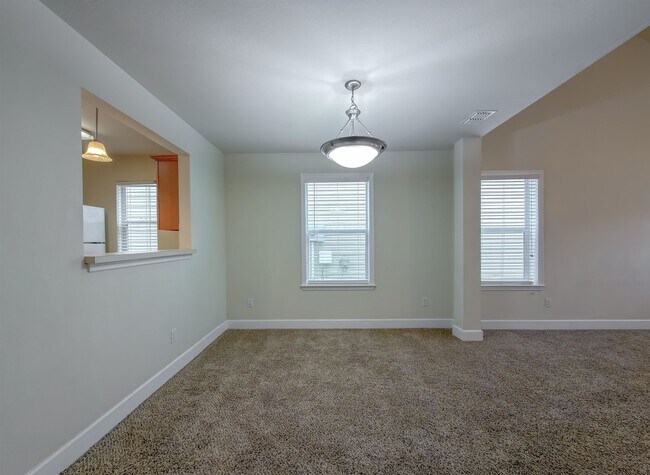 Building Photo - 3271 Sugar Berry Way