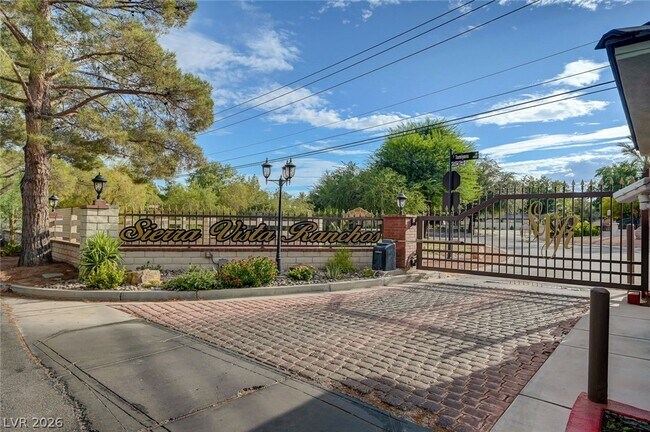 Building Photo - 7258 Loma Alta Cir