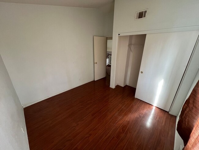 Building Photo - Spacious 4-Bedroom + Office Home in Desirable HOA Community Near New Shopping & Costco