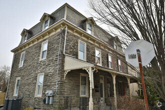 Building Photo - 236 Benezet St