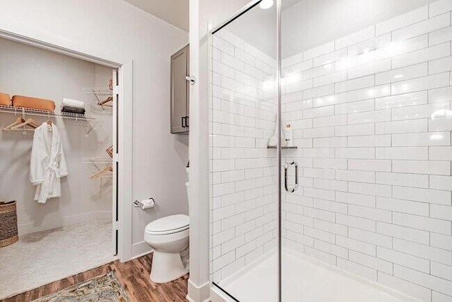 Building Photo - 5701 Bovine Dr